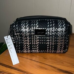 Nicole Miller New York Toiletry Cosmetic Bag color Black/Silver NWT